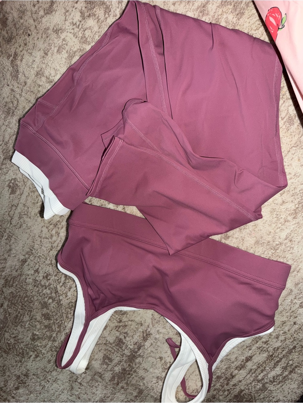 Women’s Mauve Sports Bra and leggings Set - Comfortable Support